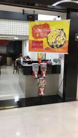 Máquina de bolinhas pula pula , surpresinha e chicletes - Foto 3