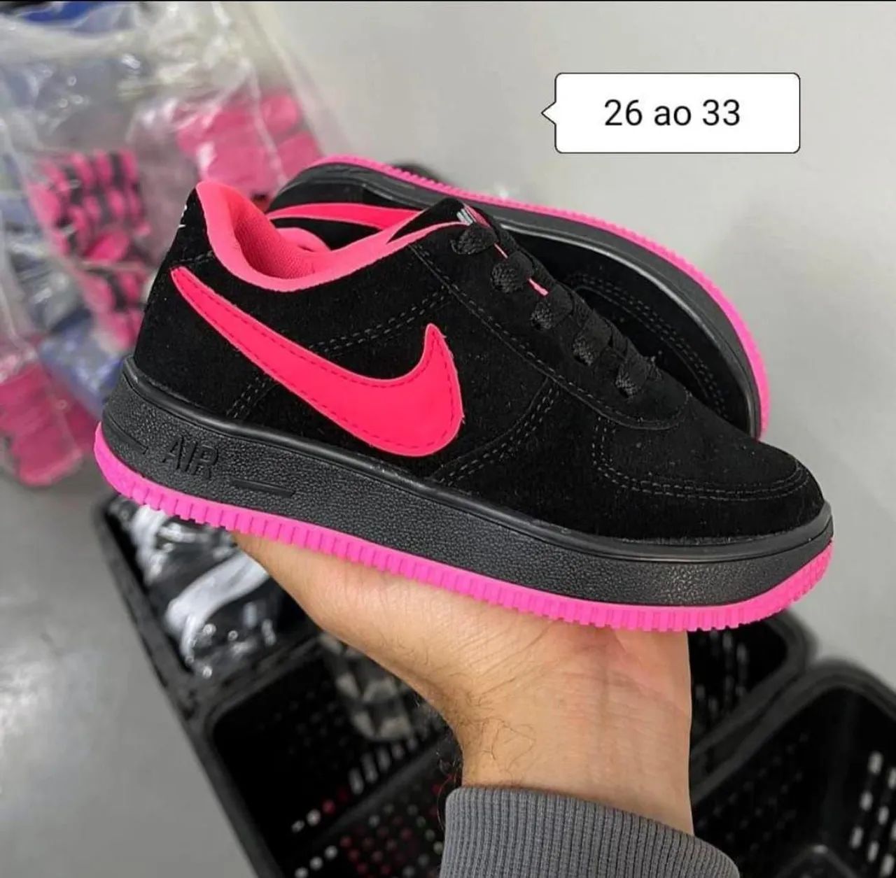 Tênis Nike Air Force 1 Low - Azul e Dourado infantil - Foto 4