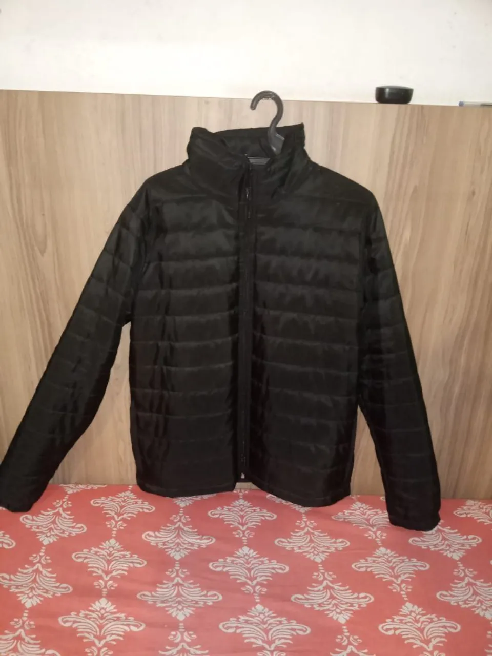 Jaqueta puffer preta