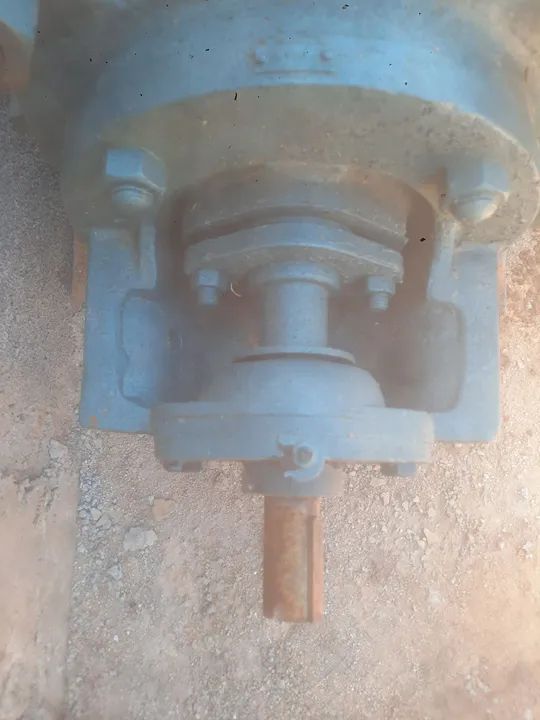 Bomba d'água para trator - Foto 4