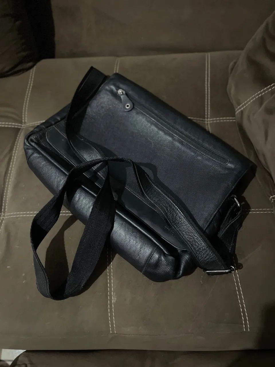 Bolsa pasta carteiro transversal masculina / Pasta para notebook e documentos - Foto 4