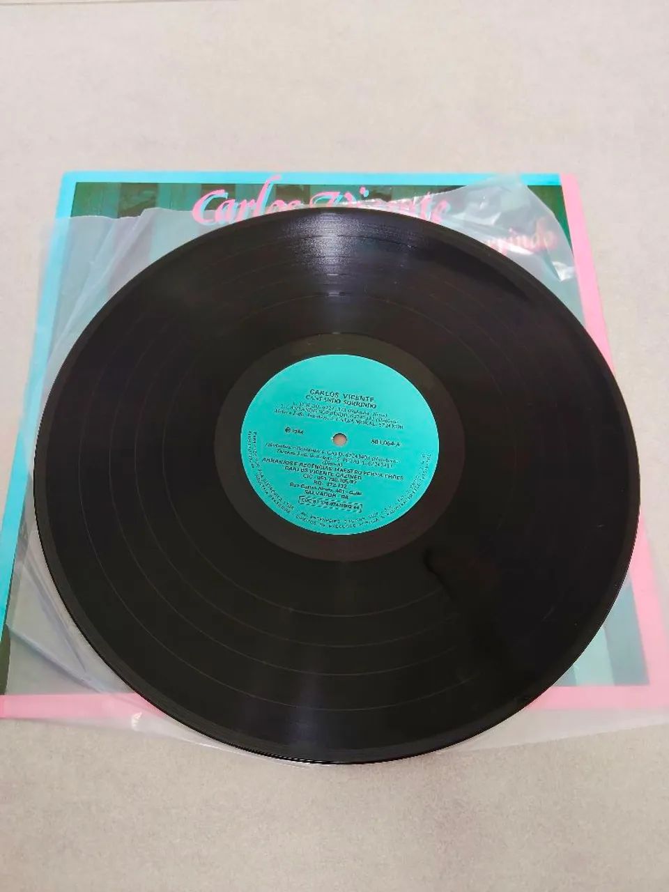 LP Carlos Vicente - Cantando Sorrindo - Foto 3