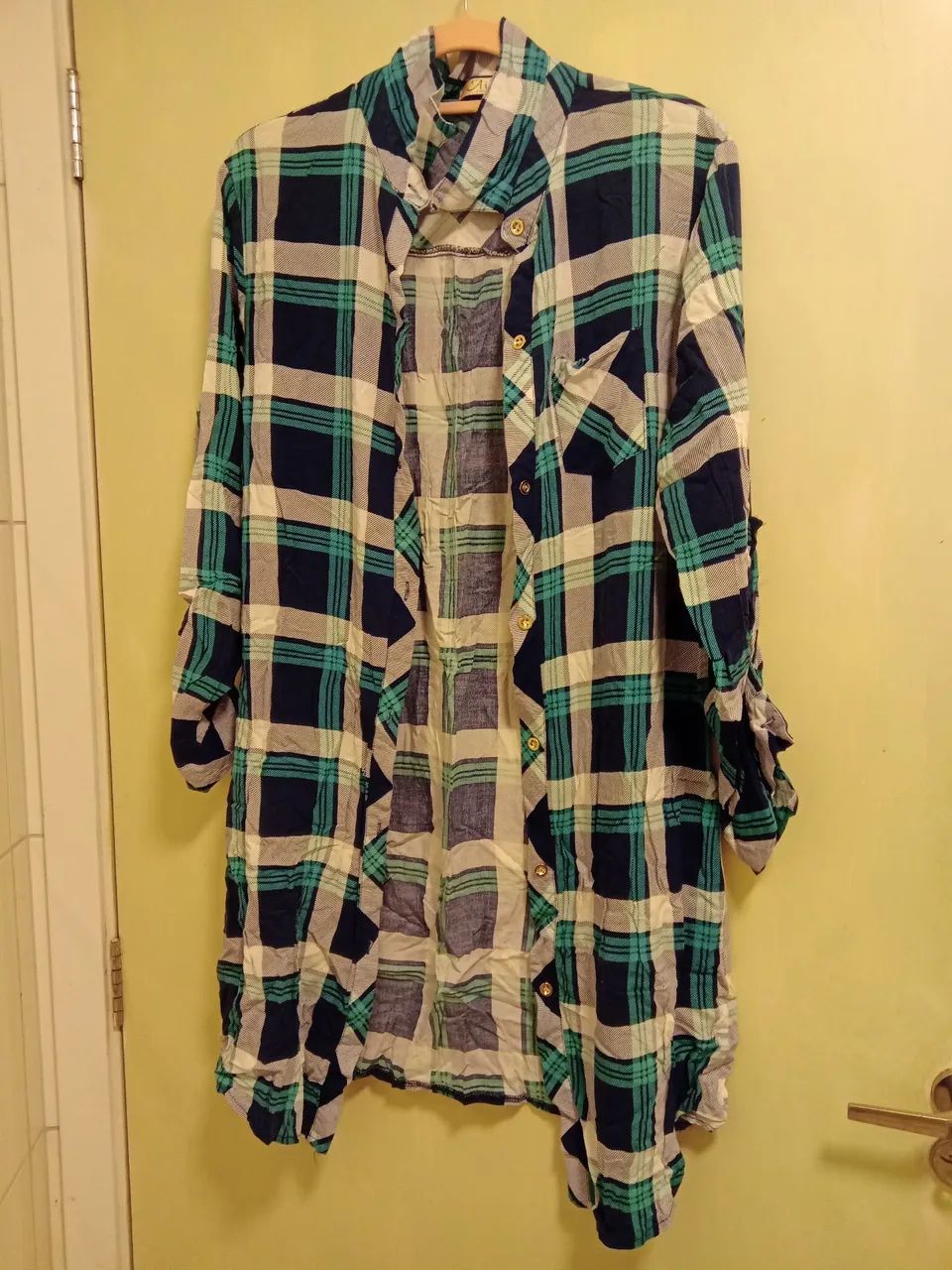 Vendo/troco roupas diversas - Foto 4