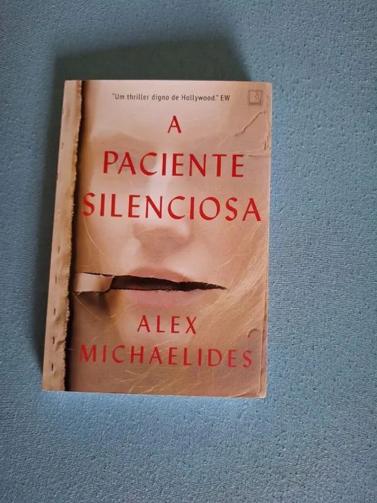 Livro "A Paciente Silenciosa" de Alex Michaelides. Em perfeito estado de conservação.