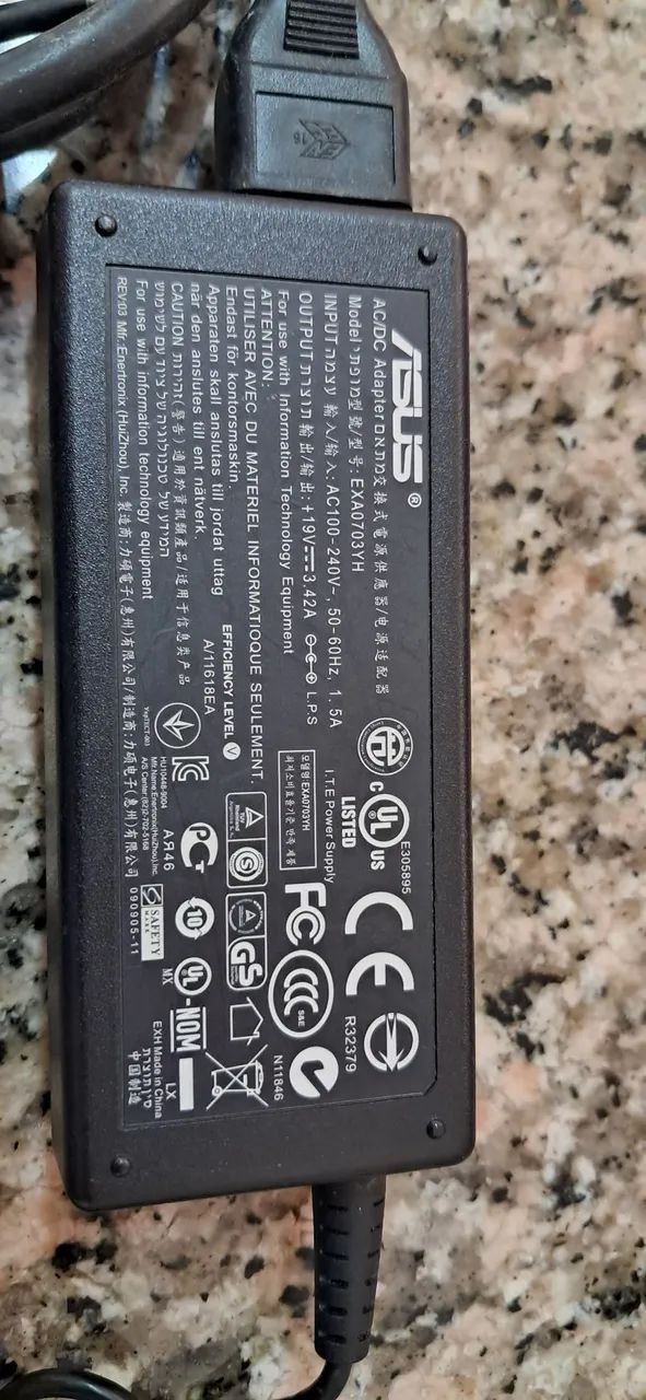 Carregador de notebook ASUS ORIGINAL.