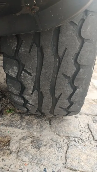 Jogo de pneus Falken 32x11,5 R15