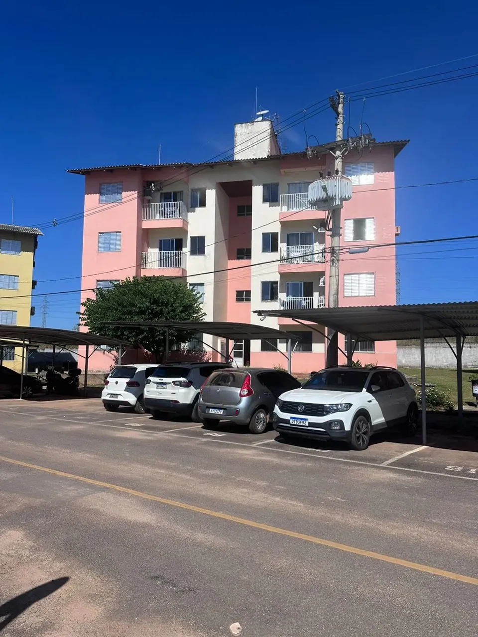 Vendo Apto Residencial Araçá
