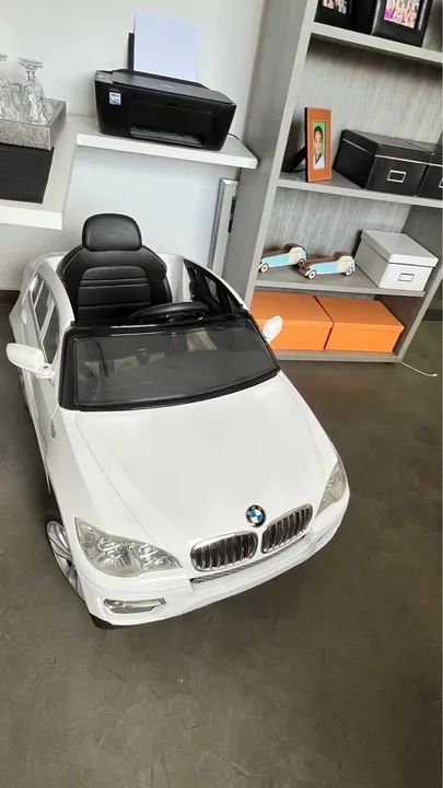 Carrinho Elétrico BMW X5 Branco V12  - Brinquedo Infantil - Foto 2