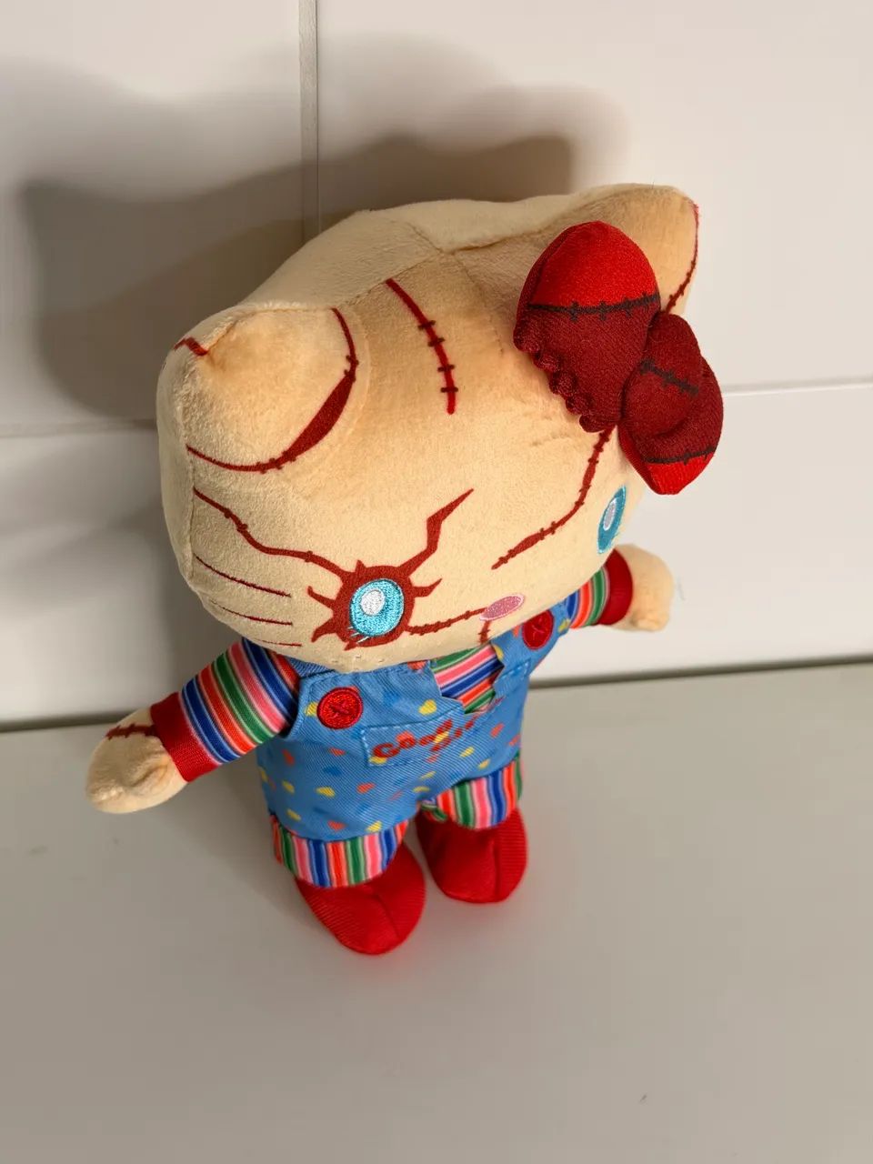 Pelúcia Hello Kitty Chucky - Foto 4