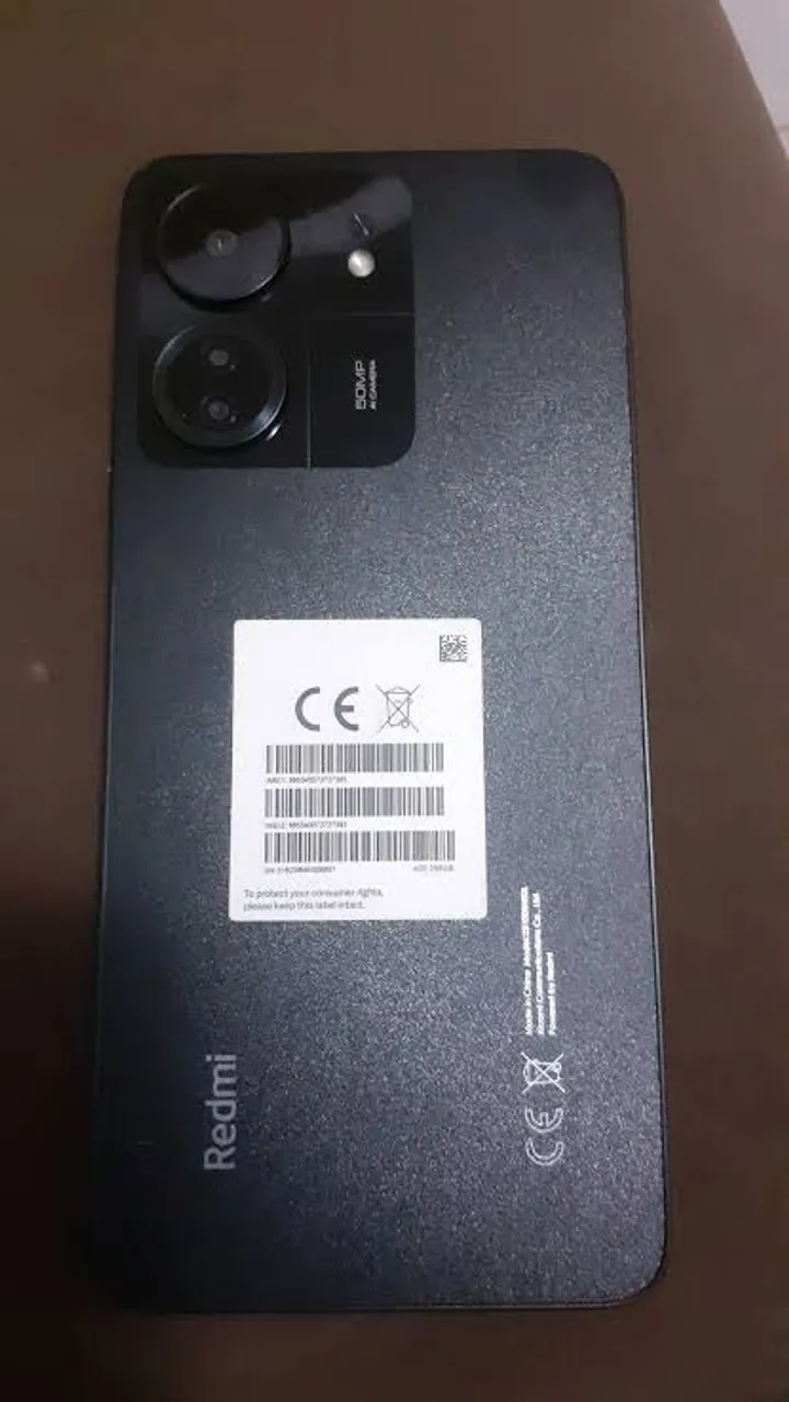 Smartphone Xiaomi Redmi 13C 256GB / 8GB RAM preto piano