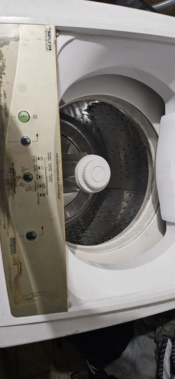 Máquina de Lavar Roupa Automática