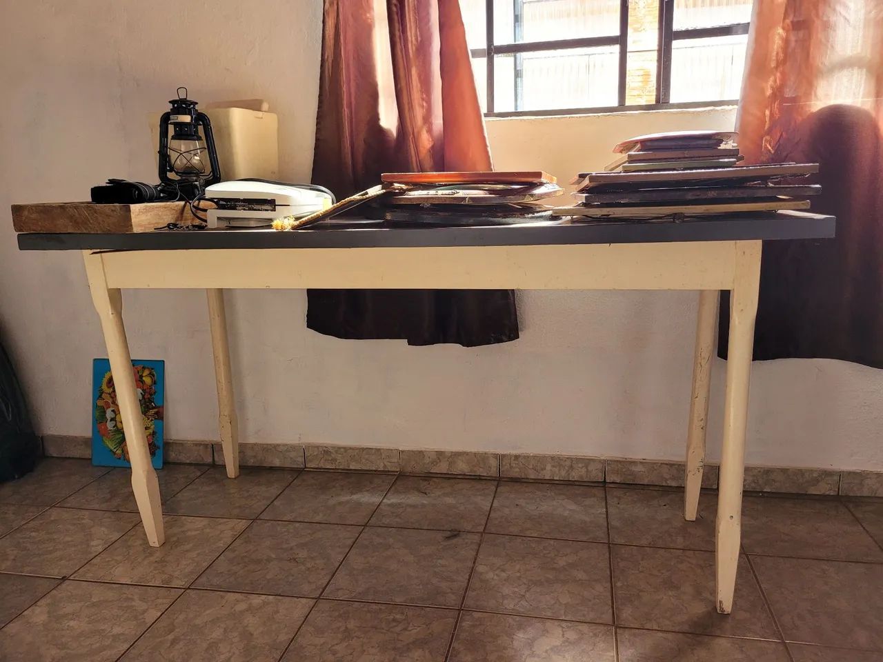 Mesa de madeira rústica