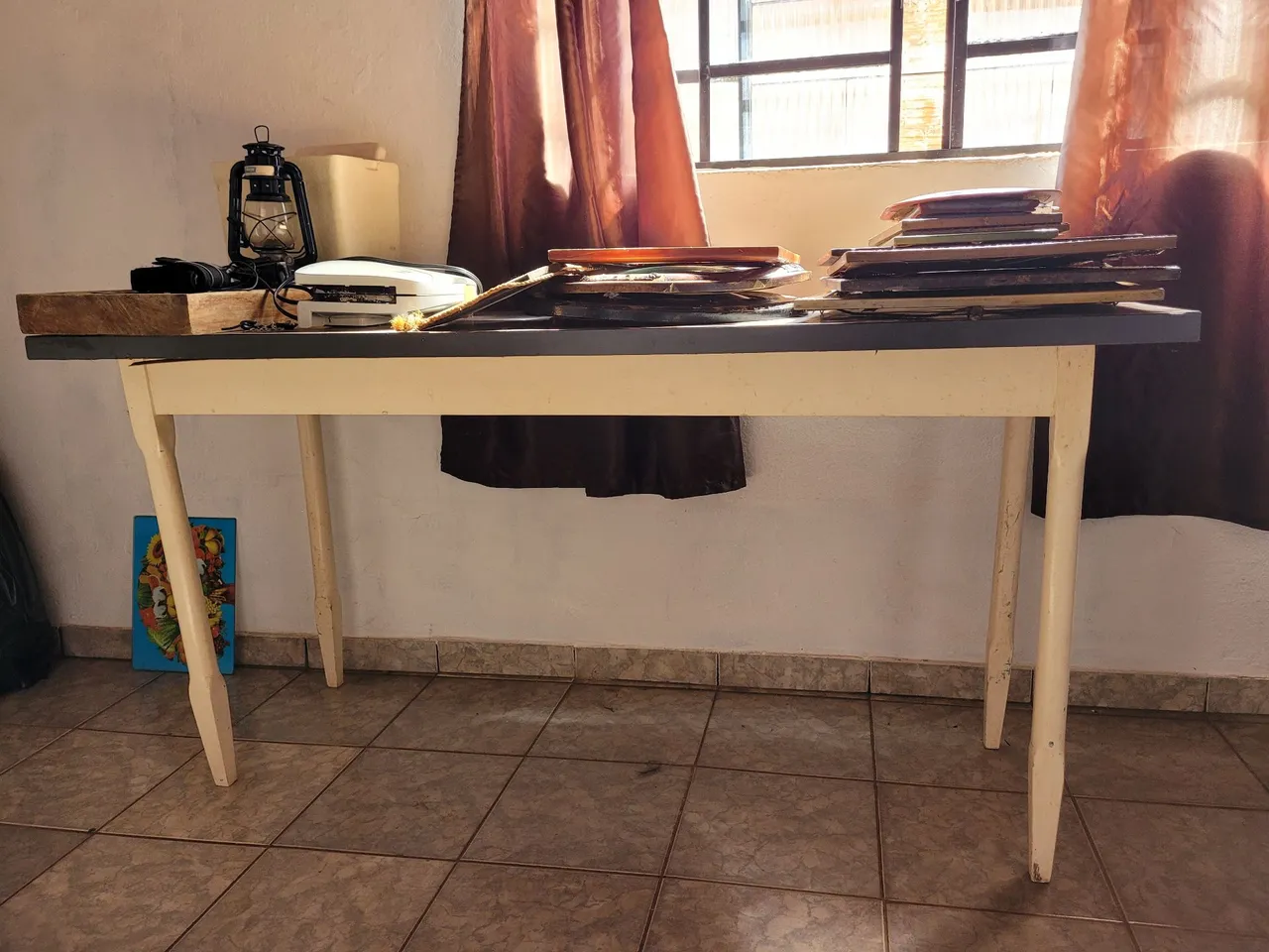 Mesa de madeira rústica