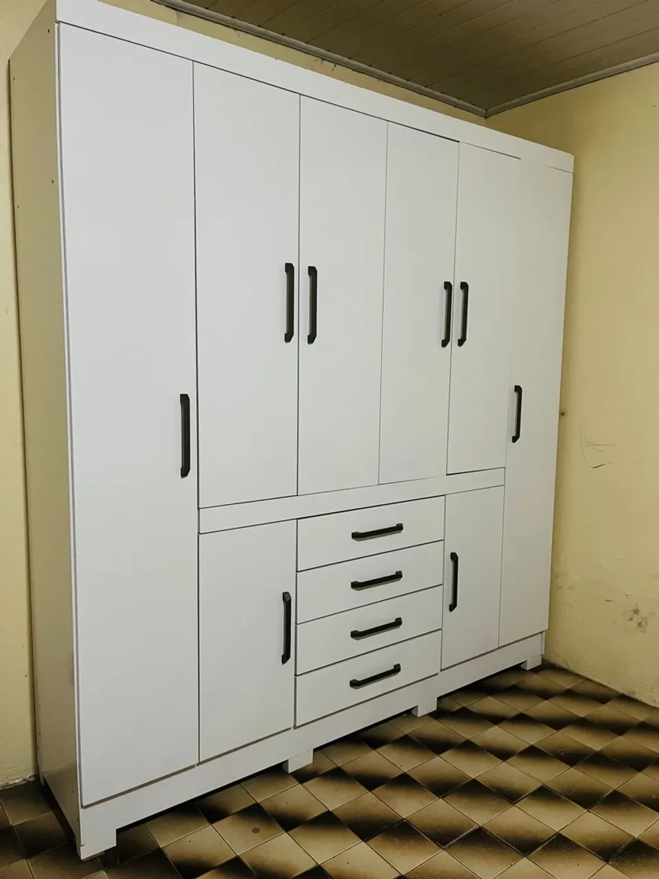 Guarda-Roupa