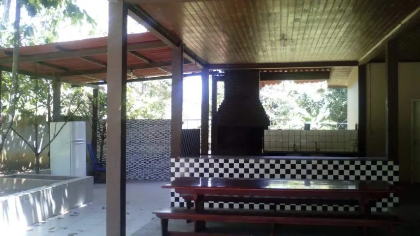Chácara, com casa, medindo 5000m2