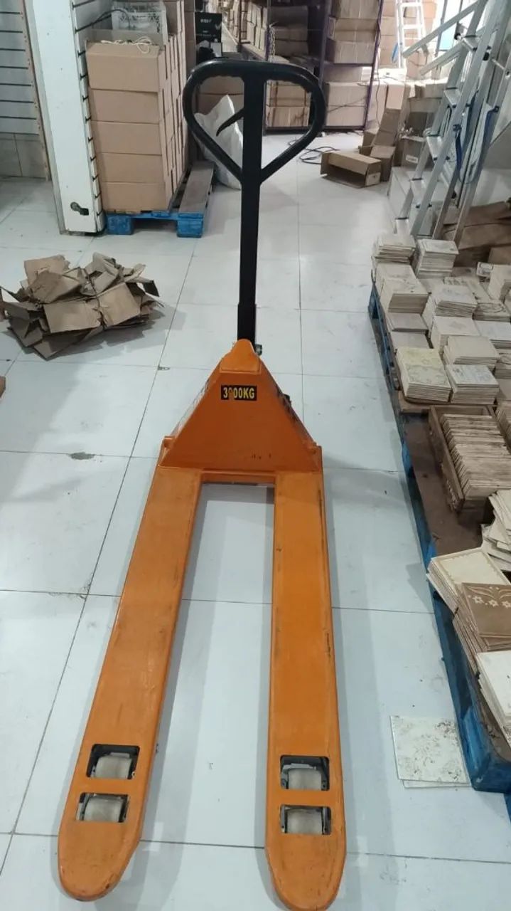 Paleteira Transpallet Manual 3 Toneladas Trucado Tnt - Foto 2