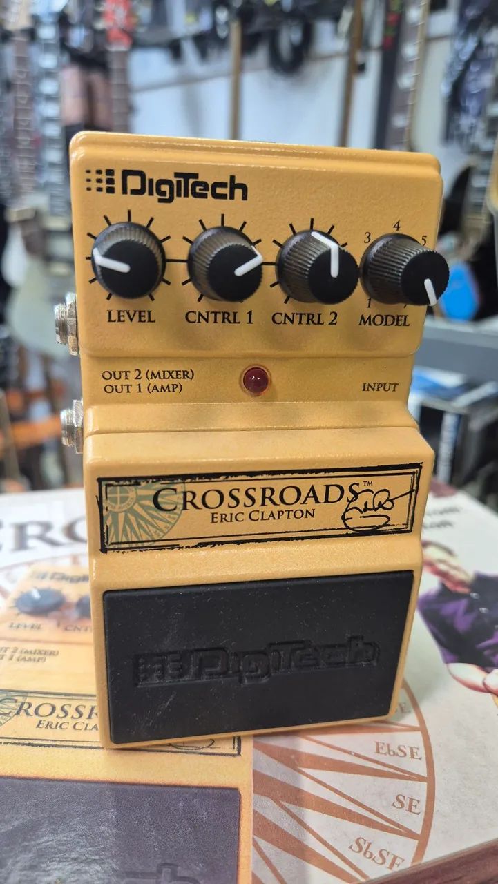 Pedal Crossroads Eric Clapton Signature Digitech - Instrumentos