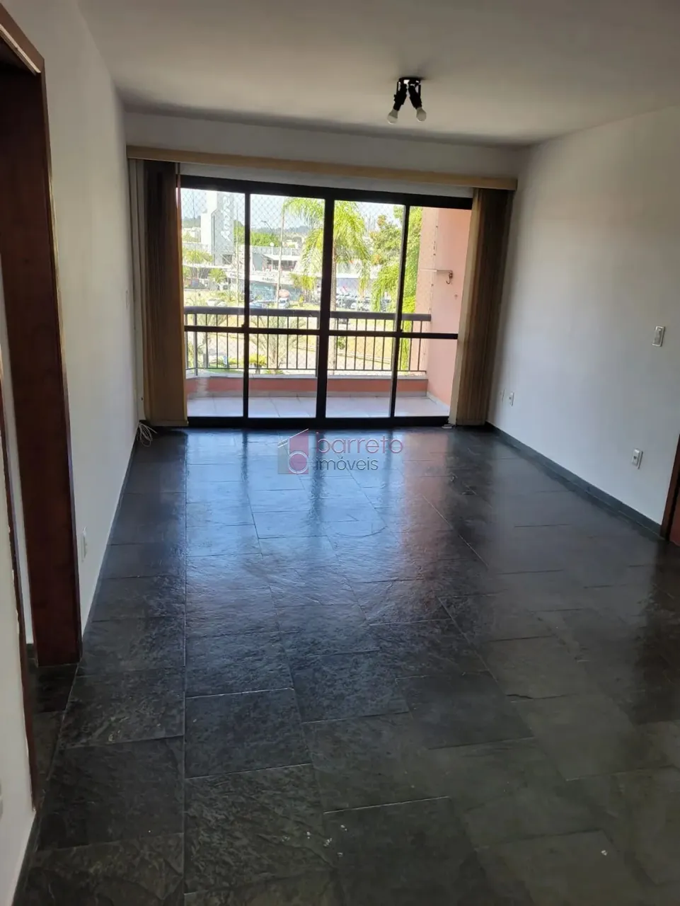 APARTAMENTO PARA LOCAÇÃO, NO EDIFÍCIO PIET MONDRIAN, NA VILA MAFALDA EM JUNDIAÍ/SP