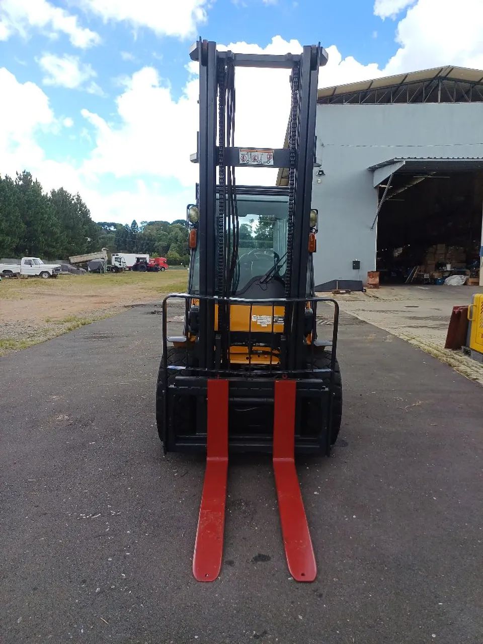 Empilhadeira Caterpillar 4 toneladas pd9000 ano 2011 diesel - Foto 2