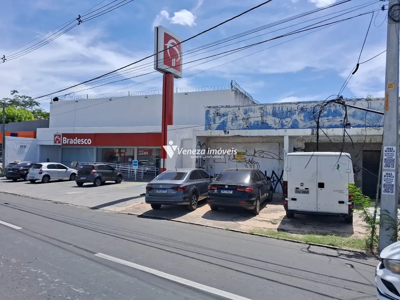 Ponto Comercial Amplo na João 23 para aluguel
