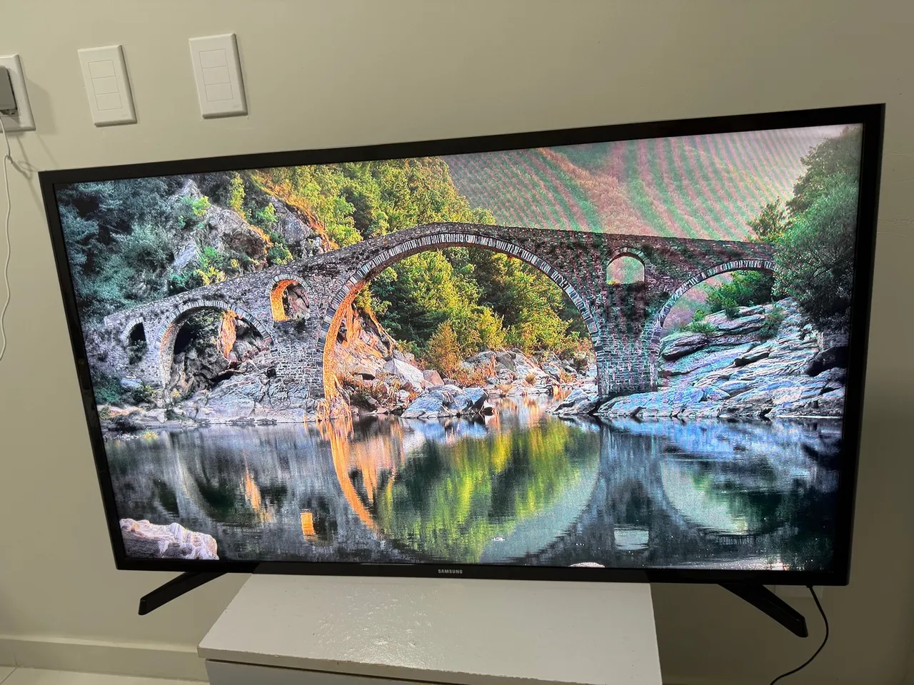 TV Samsung - Tela Impecável