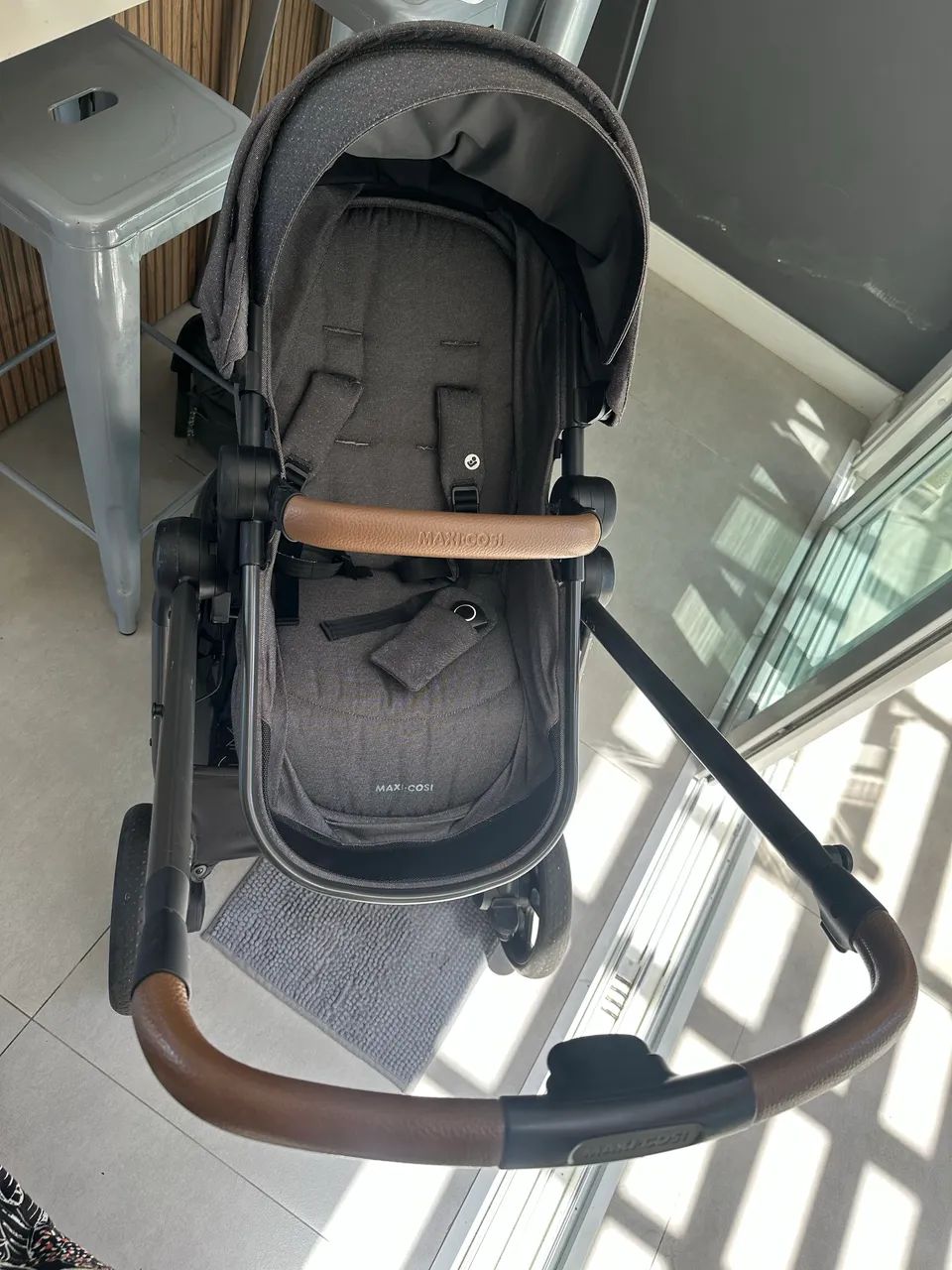 Carrinho Maxi cosi Anna 3 com bebê conforto - Foto 3