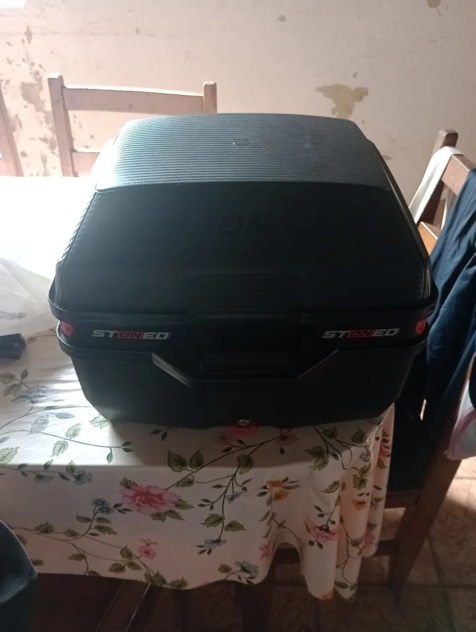 Baú para moto Stoned 35 litros