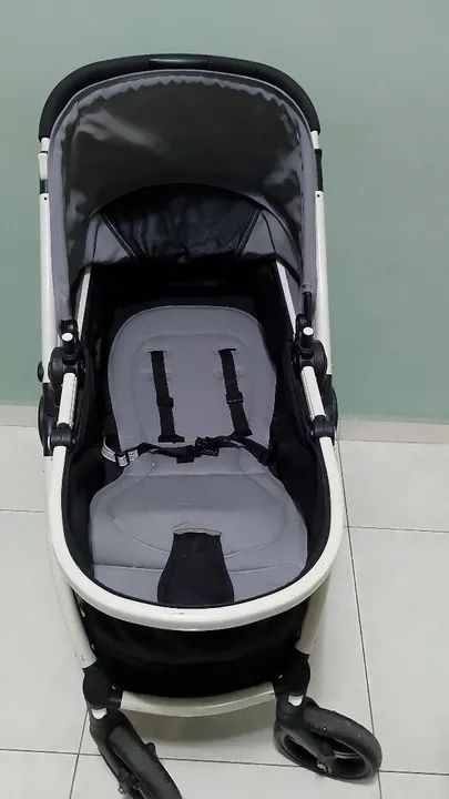 Carrinho Moisés Burigotto + colchão - Foto 2