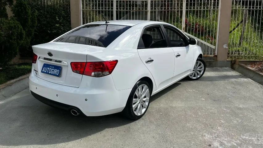 KIA CERATO 2013 IMPECAVEL - Foto 4