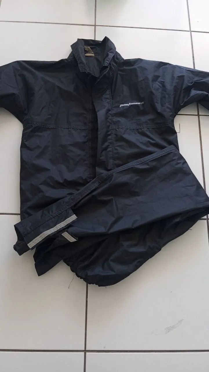 Conjunto Impermeável para Trabalho