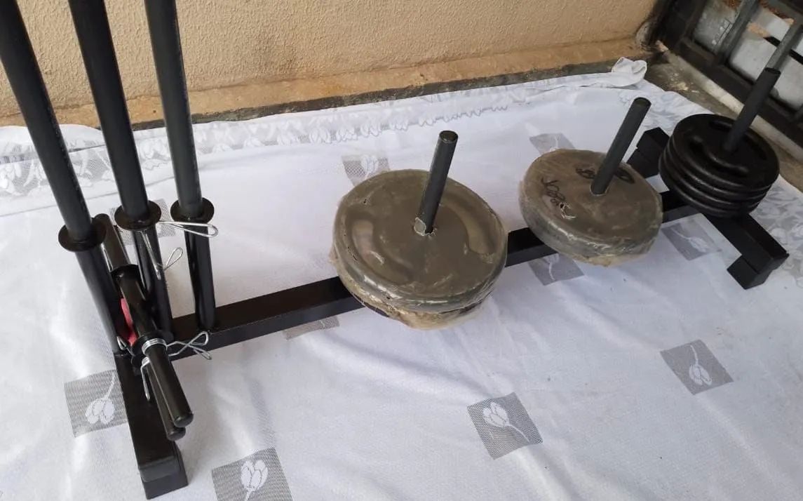Suporte para barras e anilhas