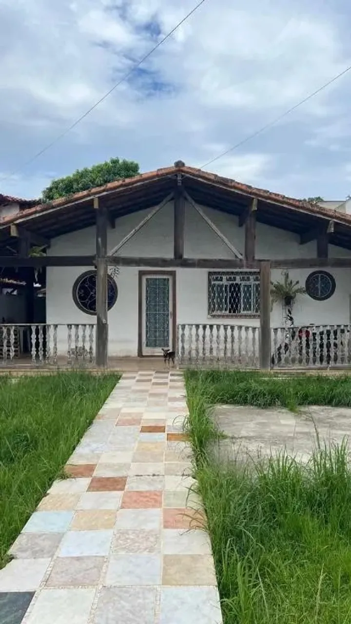 Casa com 3 dormitórios para alugar, 280 m² por R$ 1.800,00/mês - Haway - Araruama/RJ