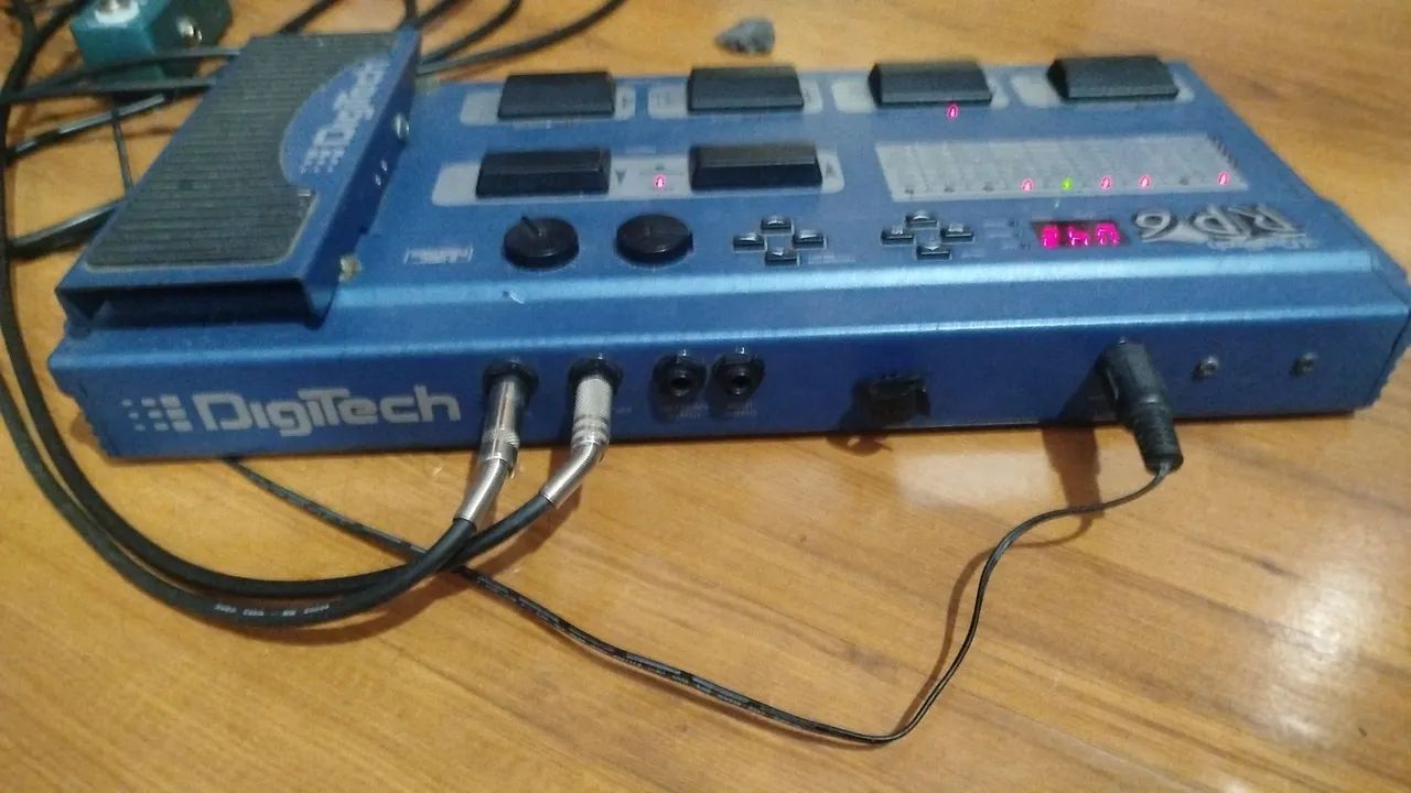 Pedal Multi-Efeitos Digitech RP6 * Muito Rara* - Instrumentos