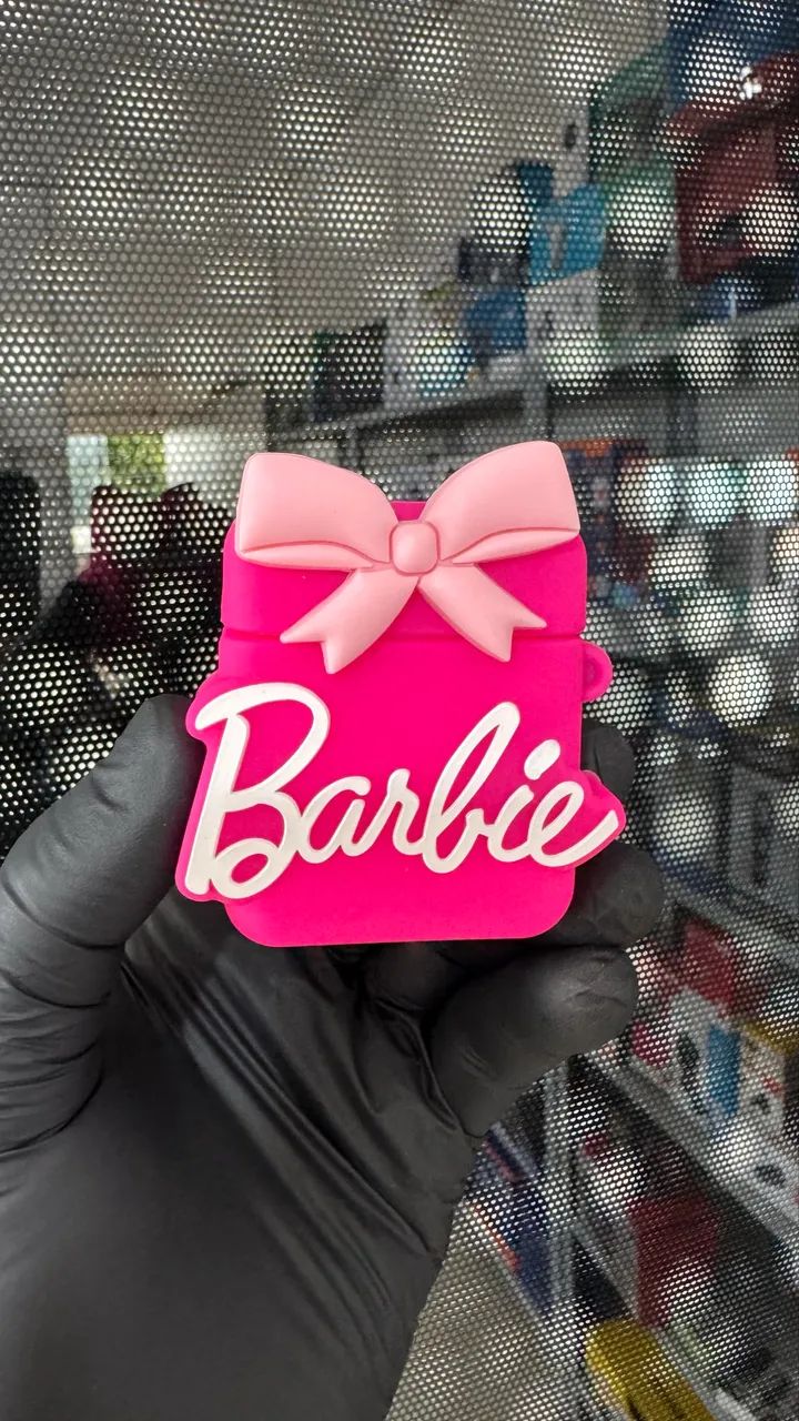 Fone de ouvido bluetooth case da Barbie 
