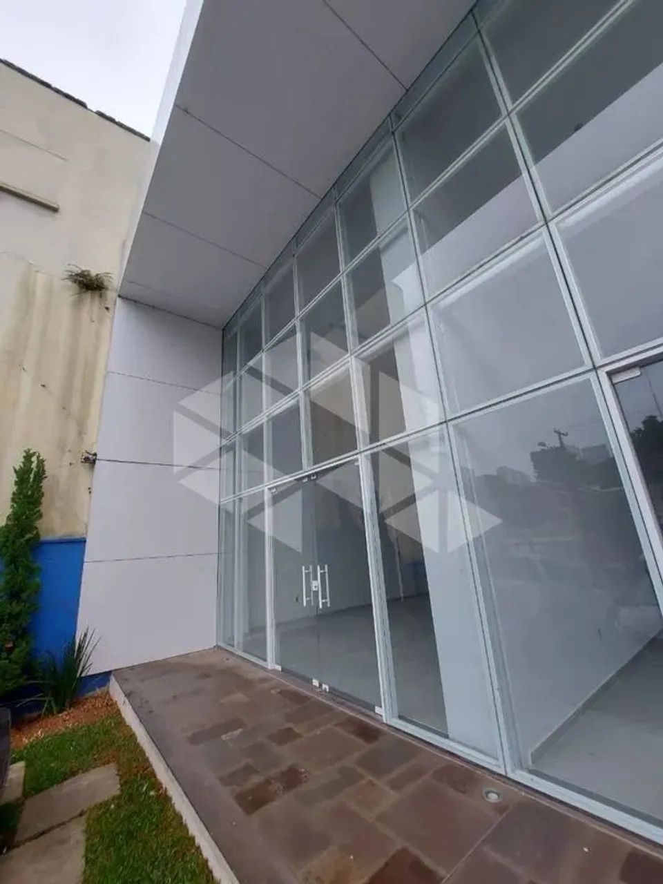 Sala 104.48M² - para Alugar