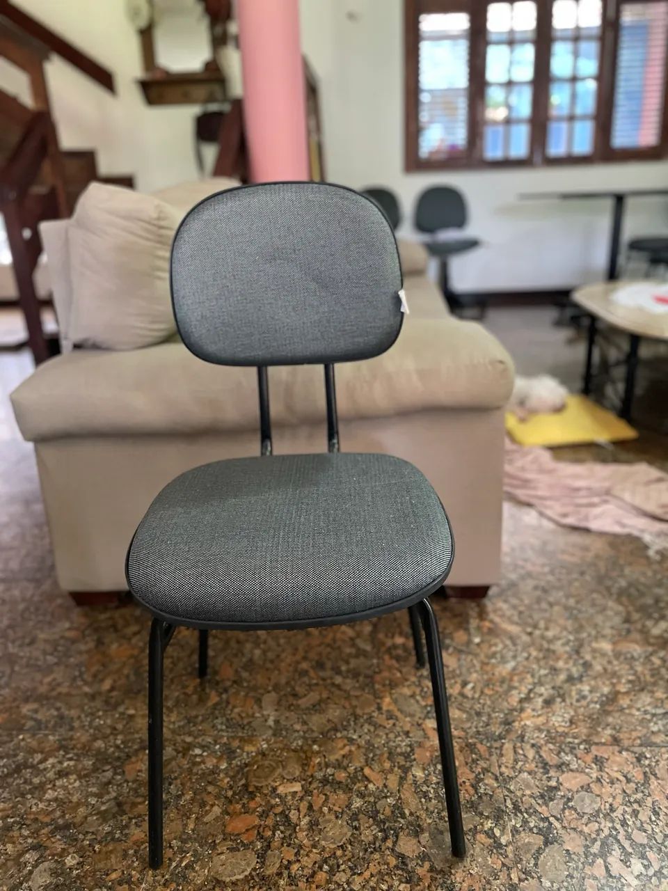 Cadeira estofada 