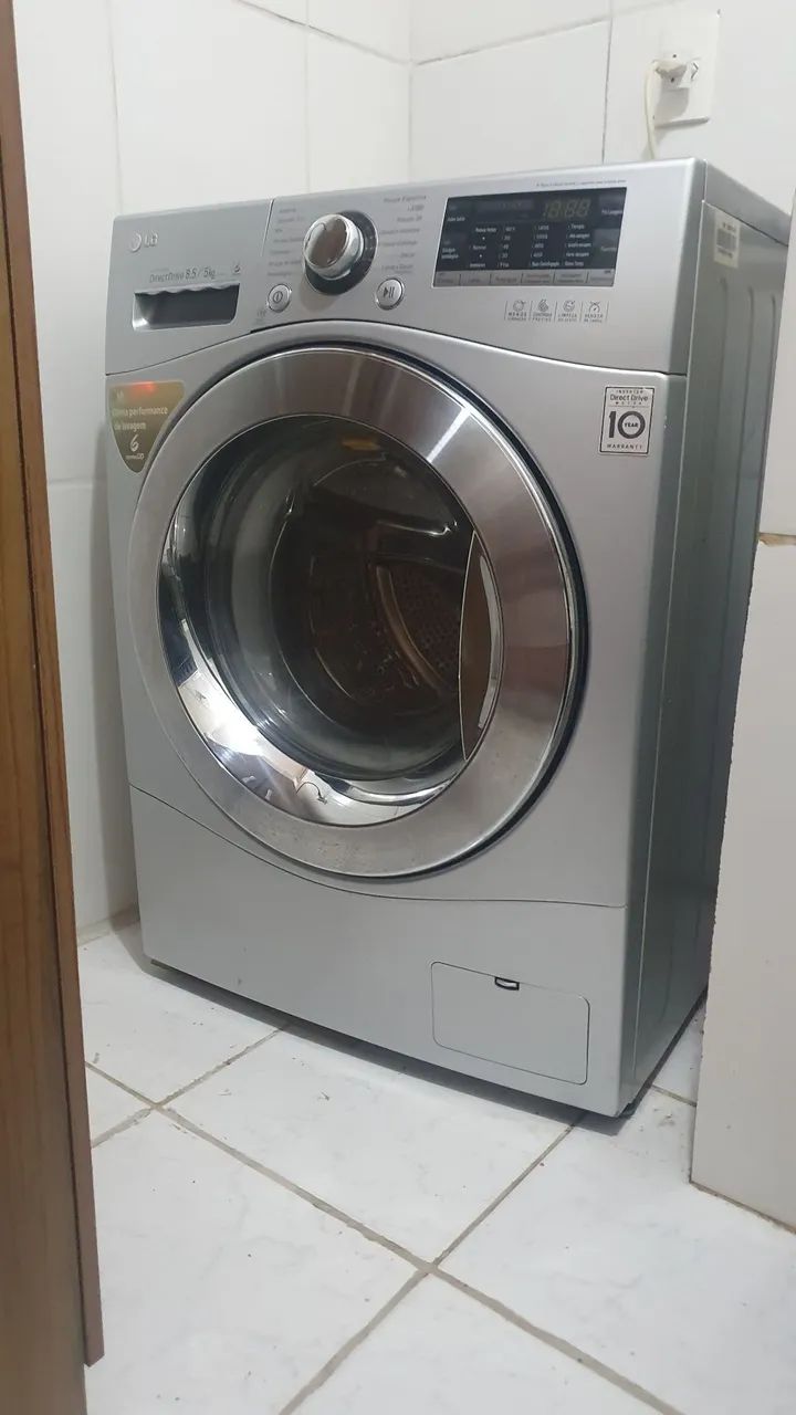 Máquina Lava e Seca LG 8,5 / 5kg Direct Drive Usada