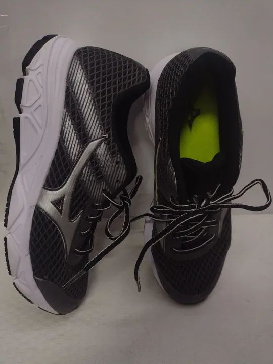 Tênis Mizuno Original unissex n.39 em ótimo estado 