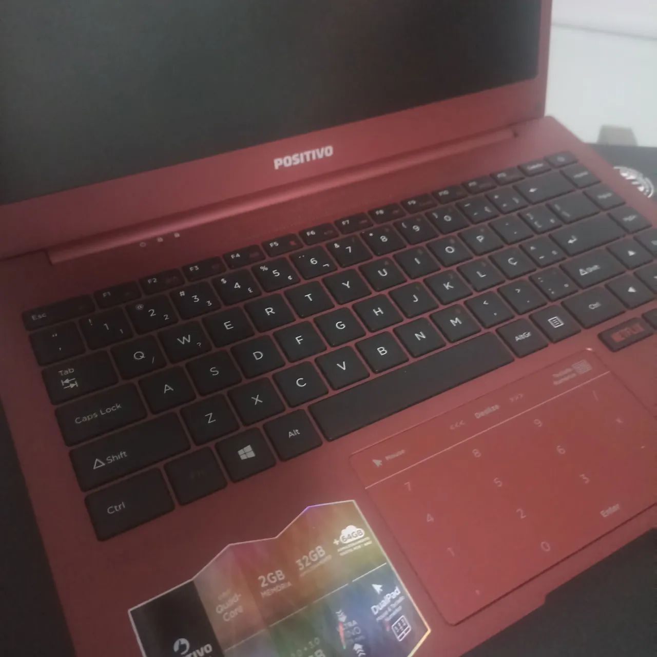 Notebook Positivo 2GB RAM 32GB HD