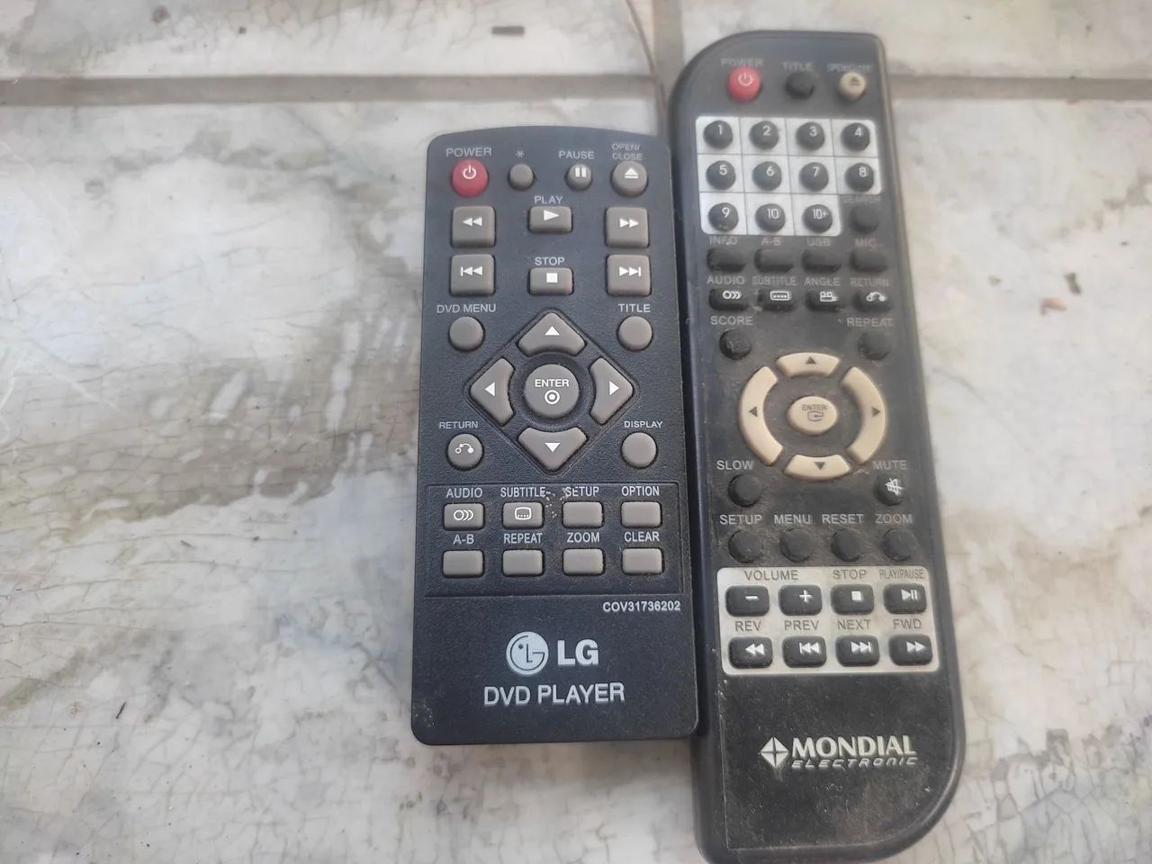 3 DVD'S Player64303159909762120