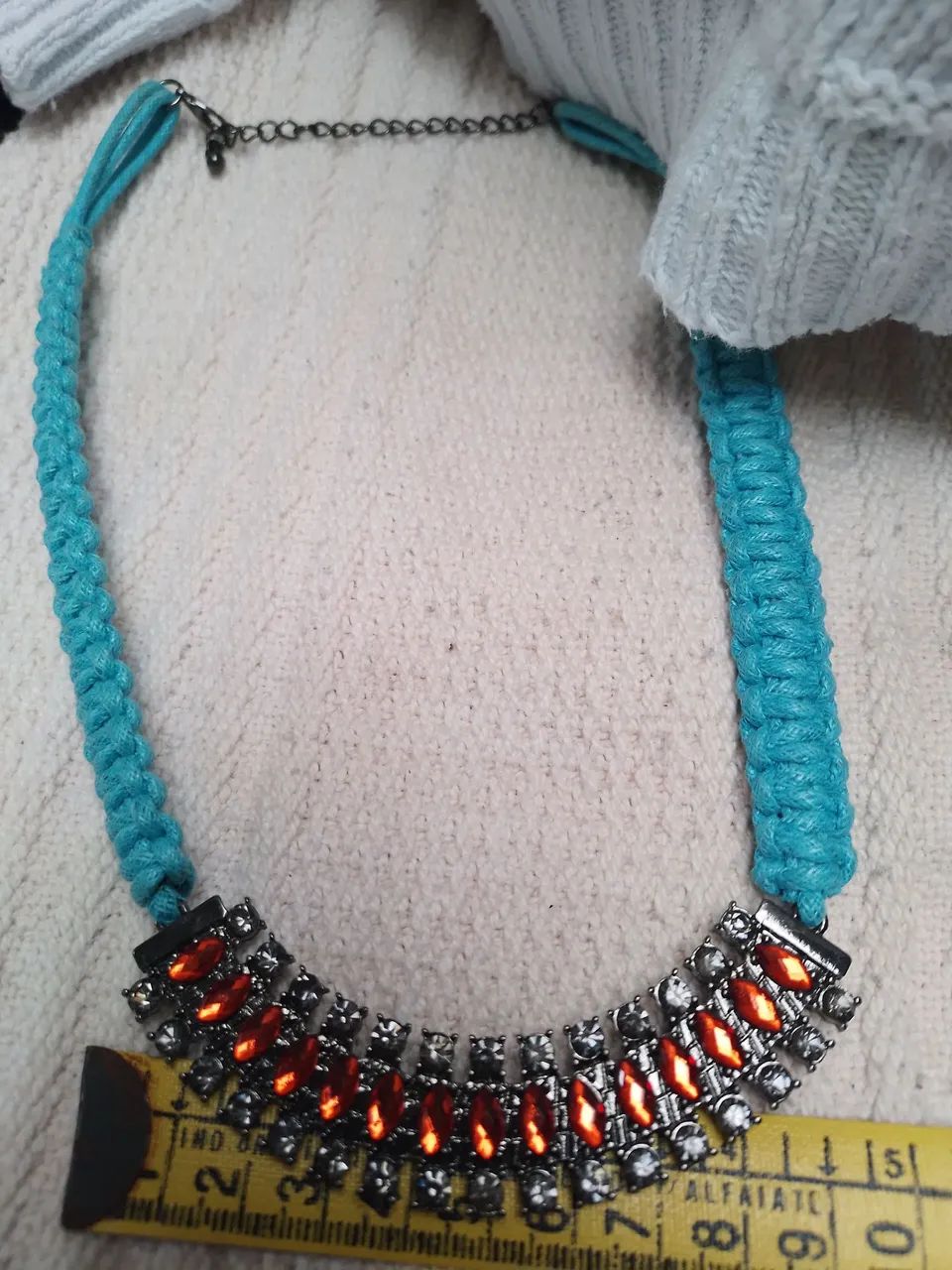 Colar feminino moderno com pedras - Foto 5