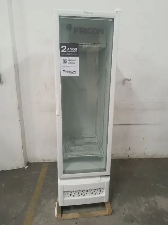 Freezer expositor vertical slin 220 volts 284 litros marca FRICON novo sem uso garantia