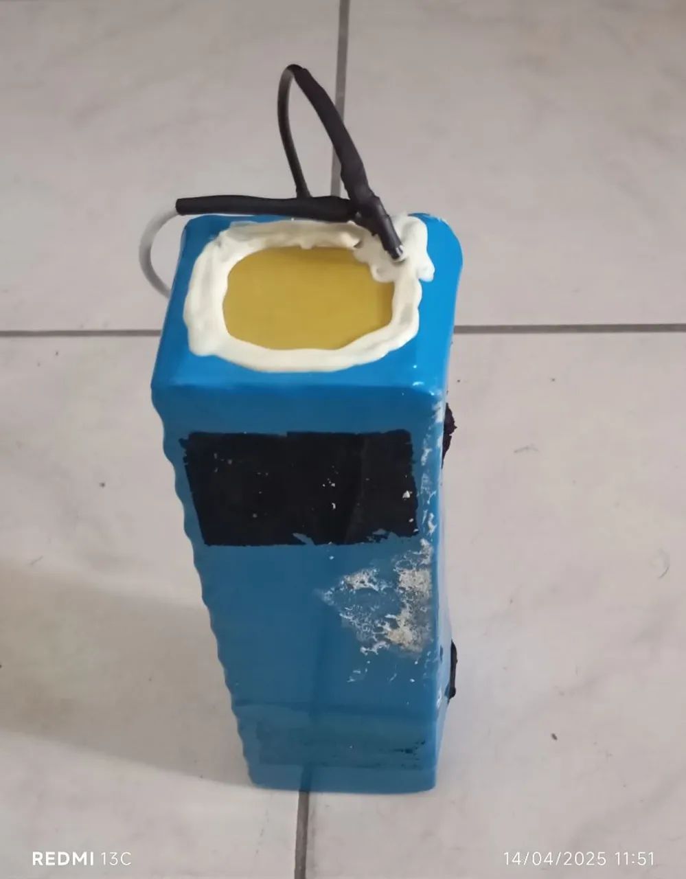 48V, 8AH Bateria De Lítio com BMS, muito boa.