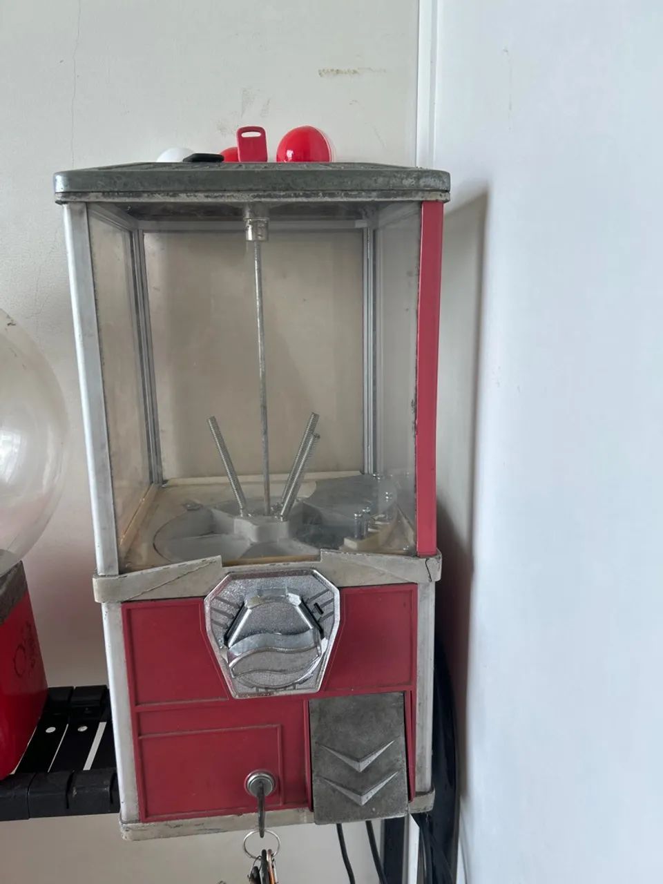 Máquina de Venda de Brinquedos Vintage - Foto 2