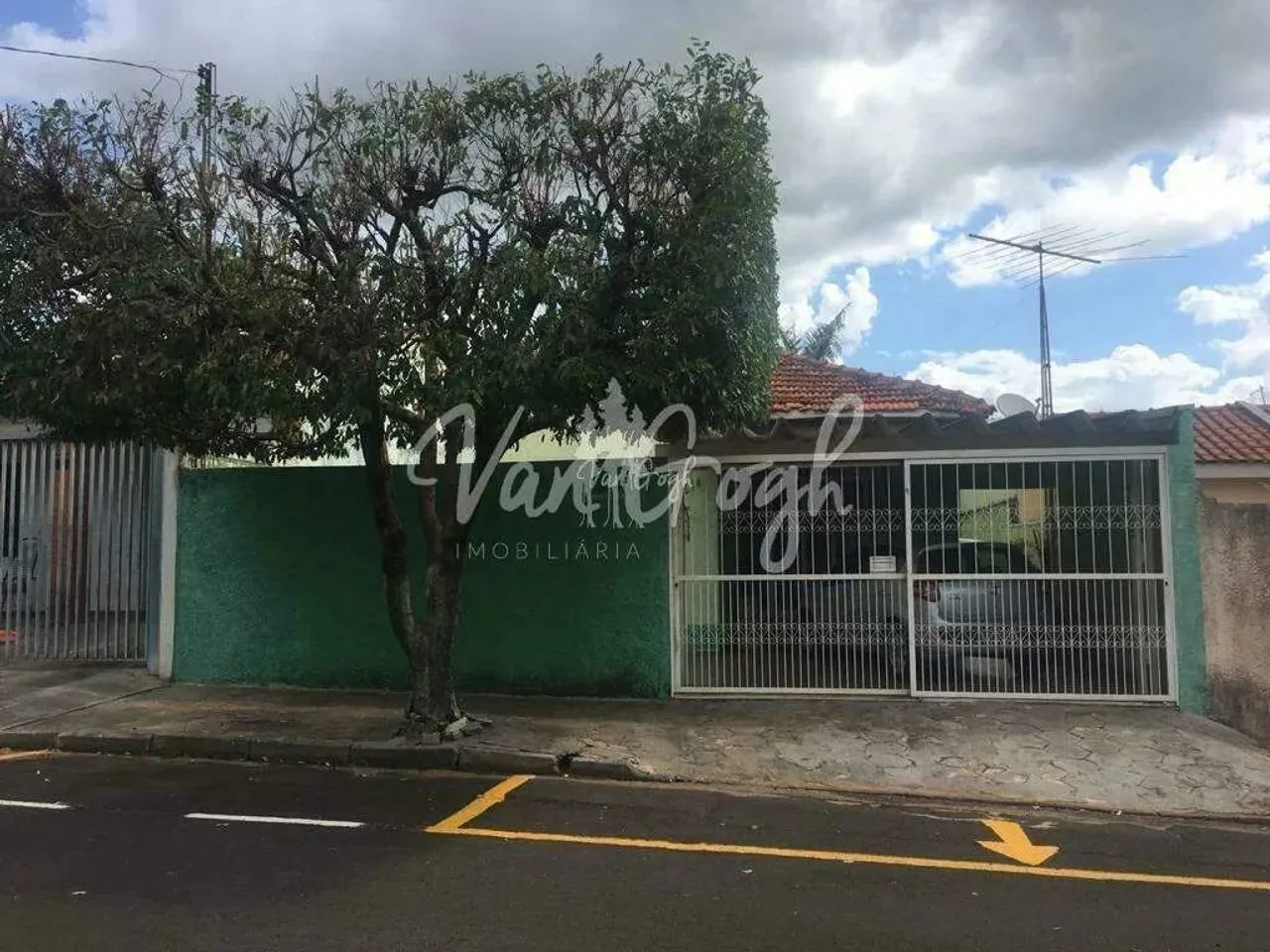 Casa à venda, 3 quartos, 1 suíte, 2 vagas, Jardim Congonhas - São José do Rio Preto/SP