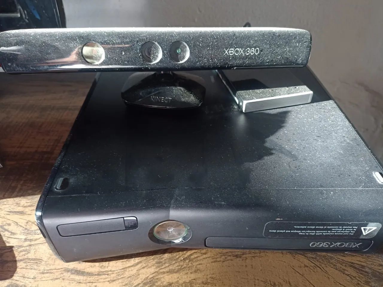 Xbox 360 Kinect com sensor e jogos