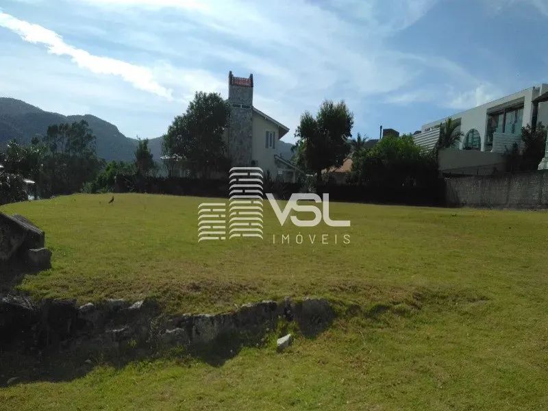 Terreno com 906 m² e linda vista mar, para construção única ou geminadas - Foto 2