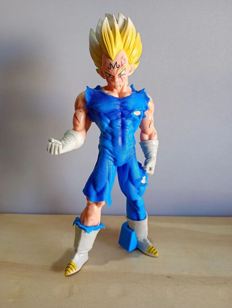 Boneco Vegeta Super Saiyajin Majin - Foto 2