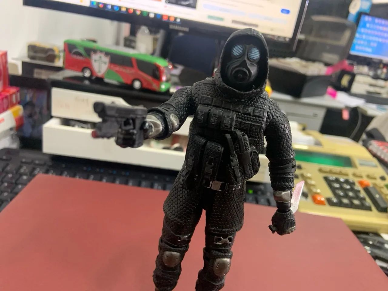 Resident Evil  requiem  neca Hunk vector operation raccon city STARS NEMESIS  - Foto 3