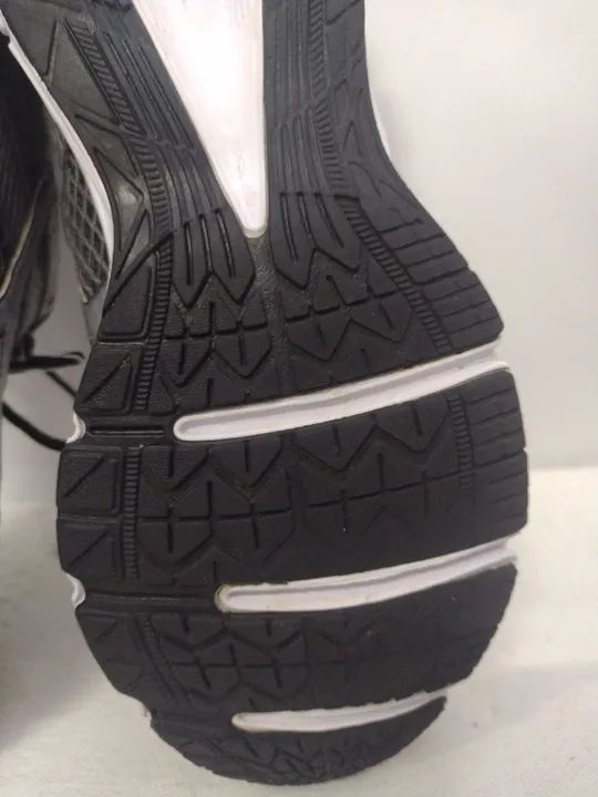 Tênis Mizuno Original unissex n.39 em ótimo estado  - Foto 5